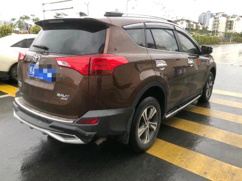柳州15年豐田RAV4榮放9