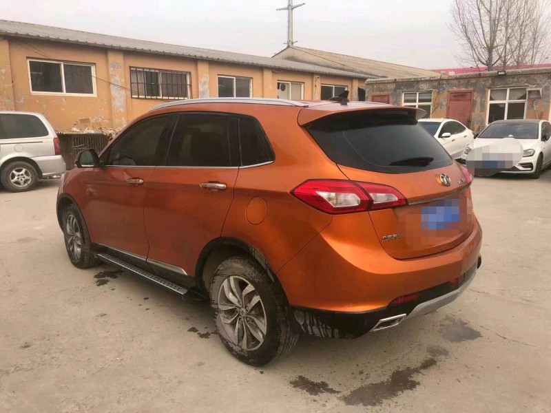 廊坊16年北汽紳寶X652