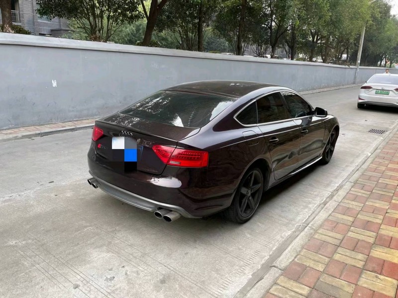 阜陽13年奧迪A51
