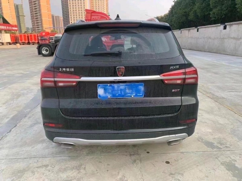恩施17年榮威RX53