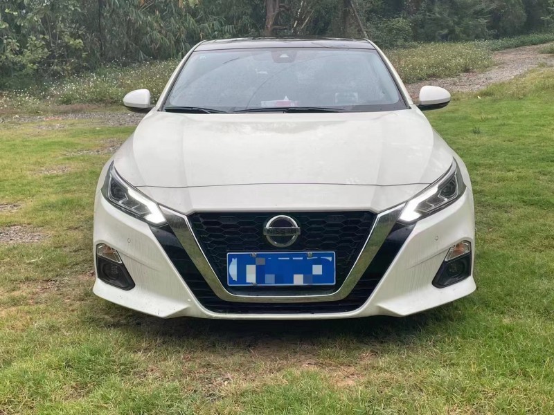 柳州20年日產天籟9