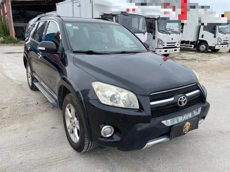 廣州11年豐田RAV42