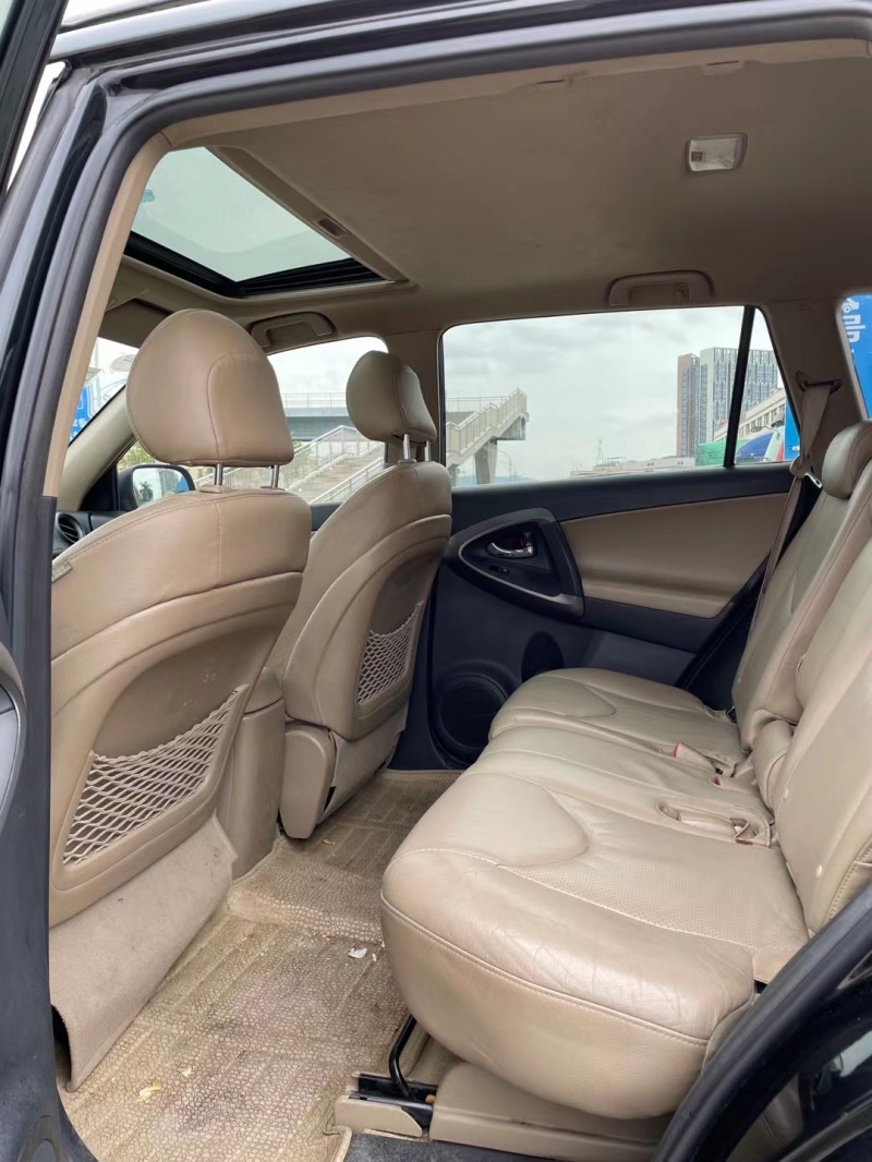 廣州11年豐田RAV46