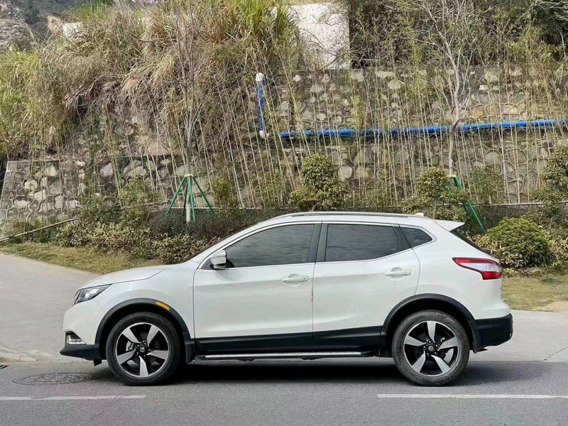 廣州18年日產逍客7