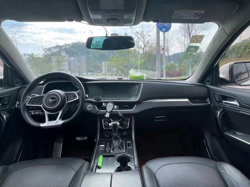 廣州18年眾泰T6001