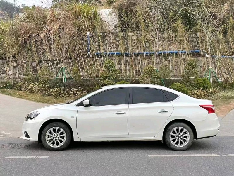 廣州18年日產軒逸6