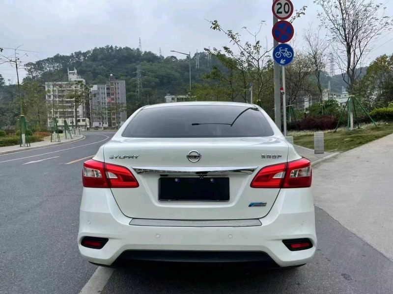 廣州19年日產軒逸5