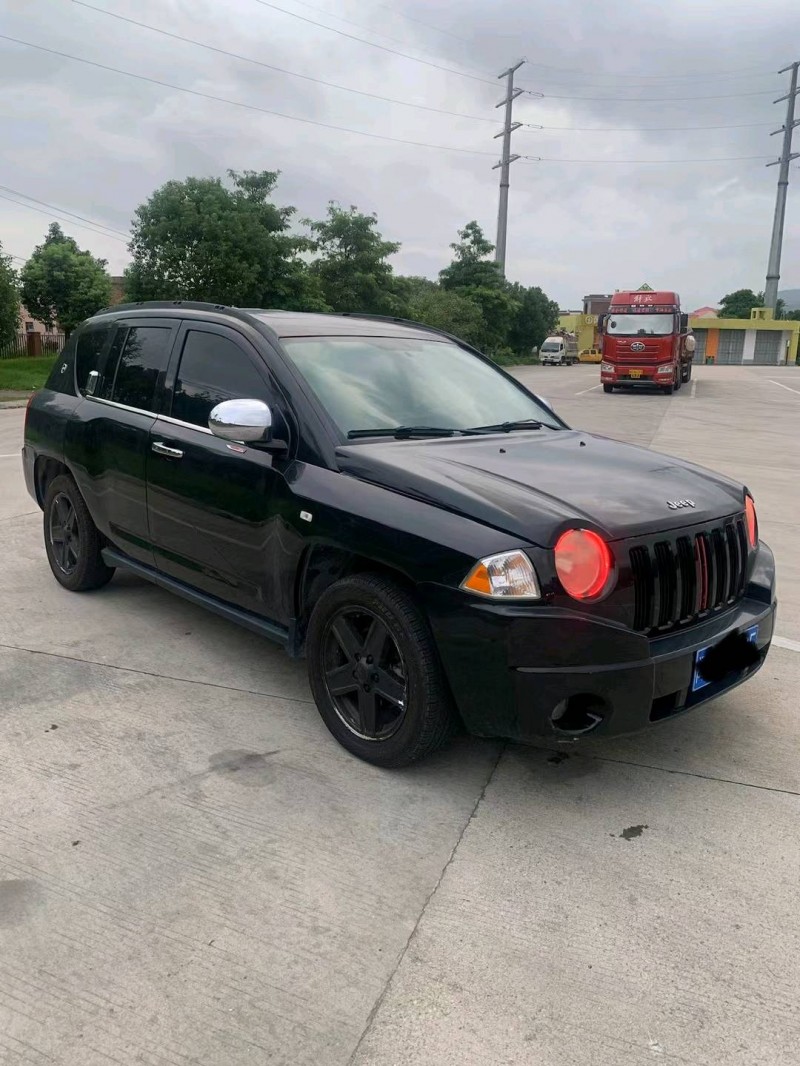 安慶10年Jeep指南者2