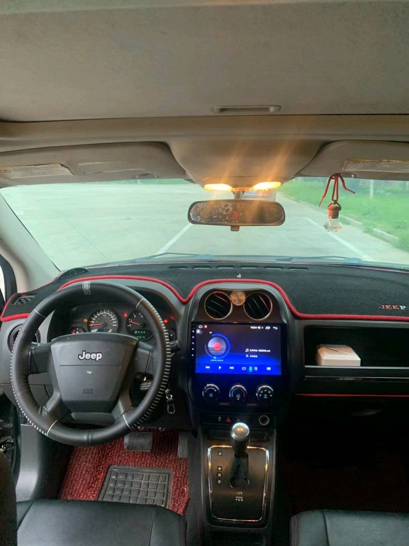 安慶10年Jeep指南者5