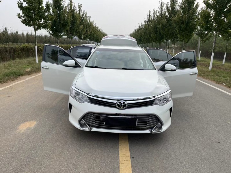 徐州17年丰田凯美瑞3