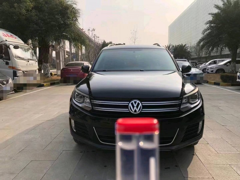 恩施14年大眾途觀3
