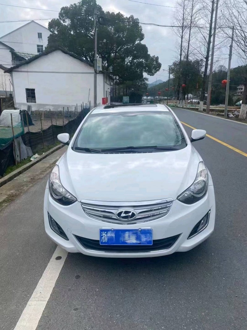寧波13年現代朗動1