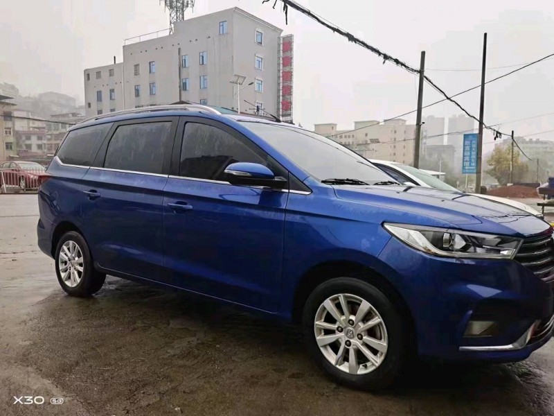 吉安19年寶駿3605