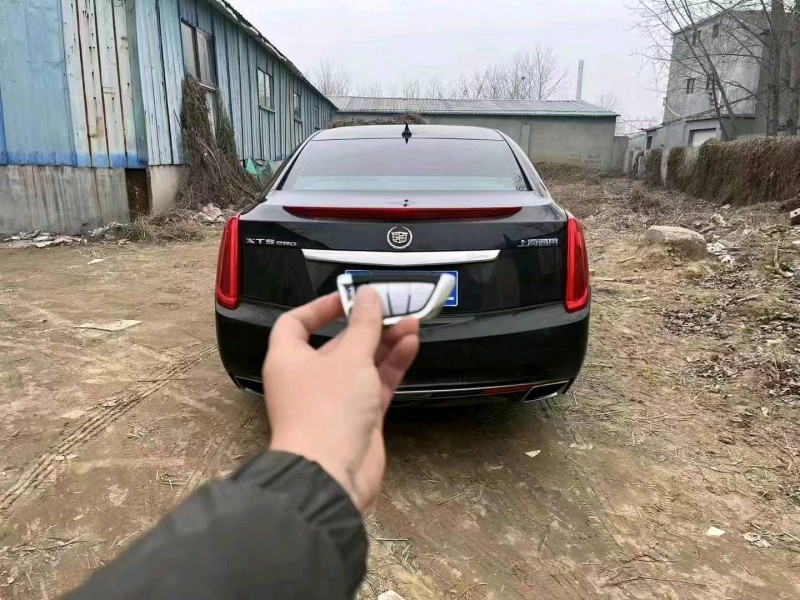 萊蕪13年凱迪拉克XTS1