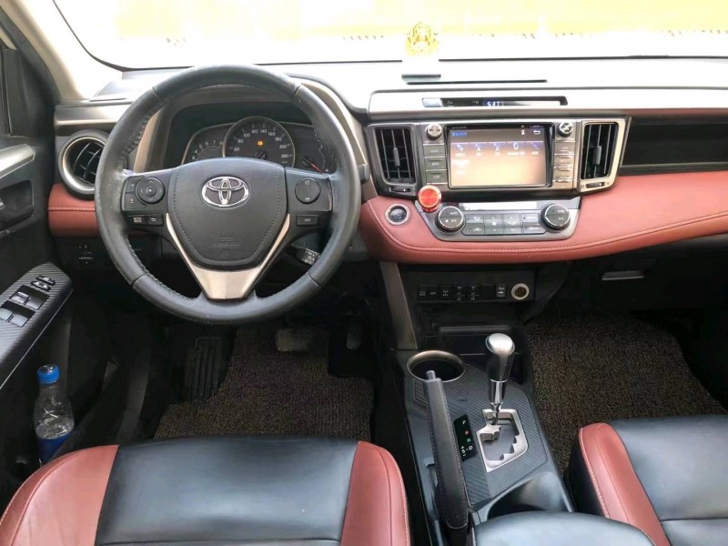 宿遷16年豐田RAV45