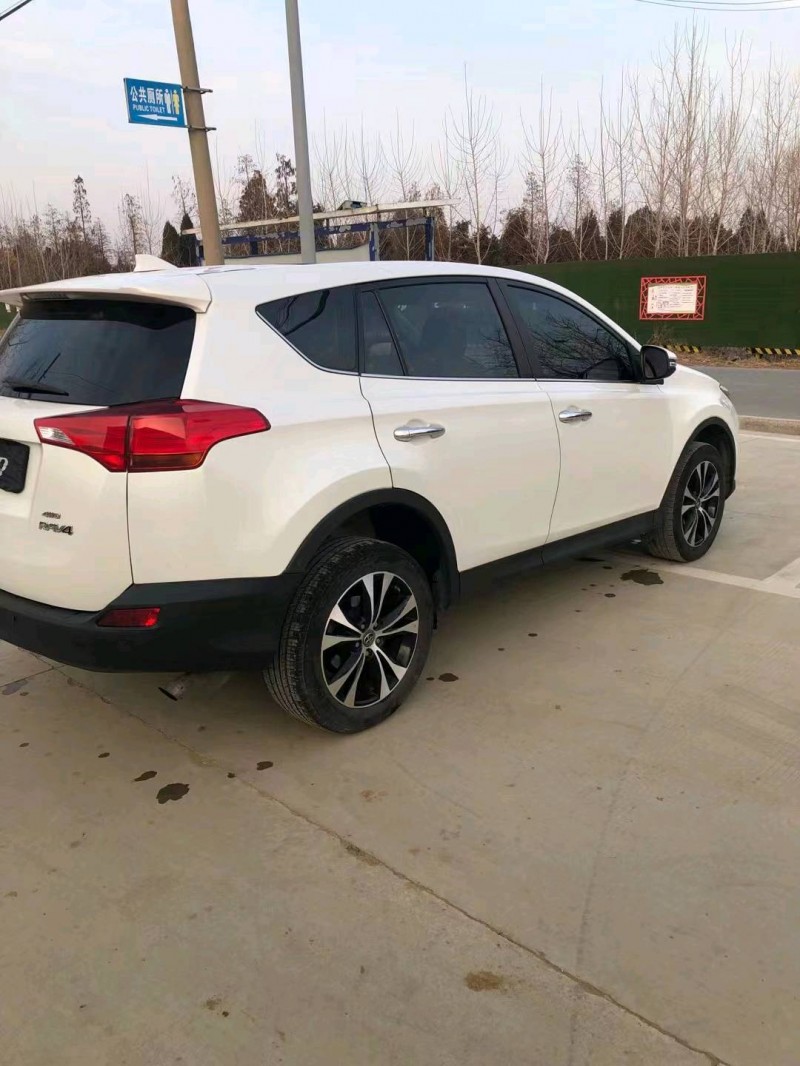宿遷16年豐田RAV48