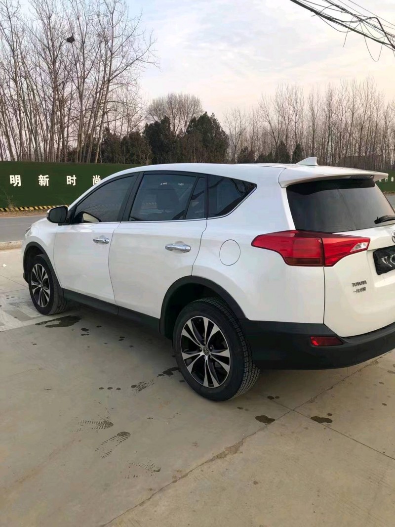 宿遷16年豐田RAV49