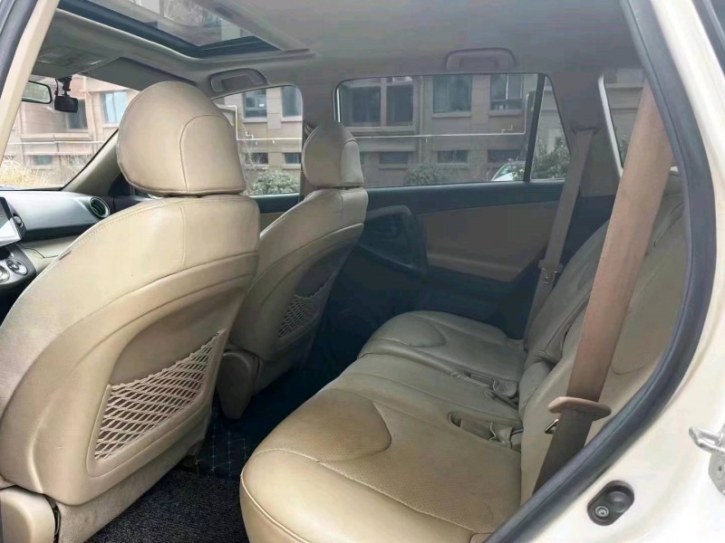聊城13年豐田RAV4榮放6