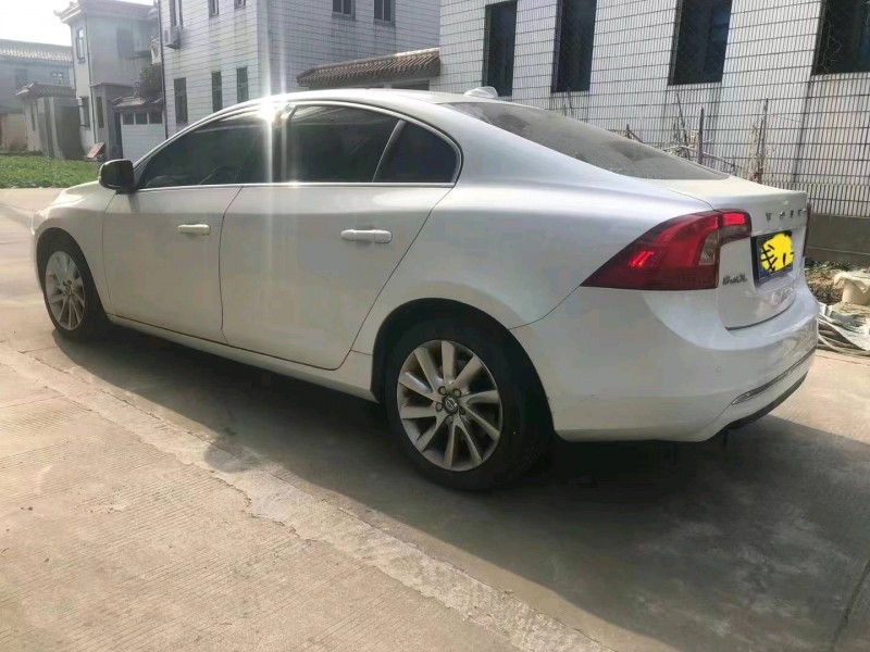 泰州17年沃爾沃S60L8