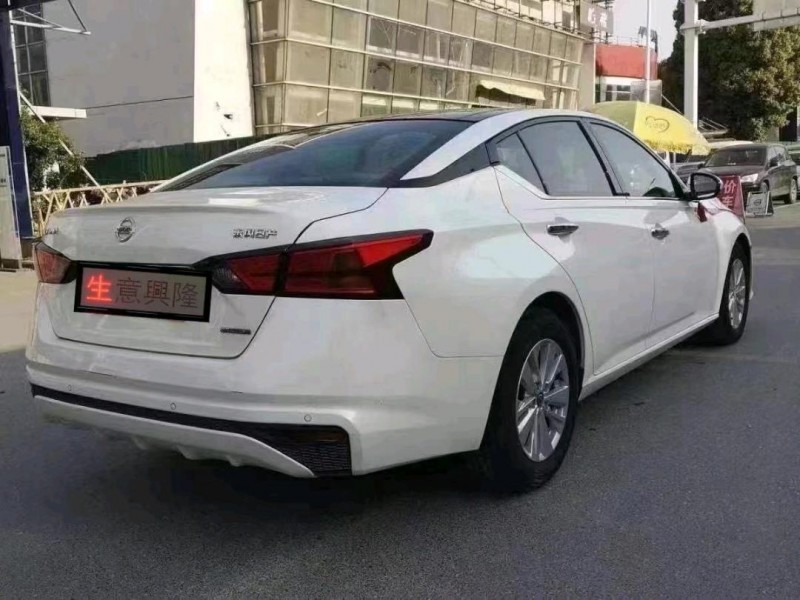 廣州20年日產天籟2