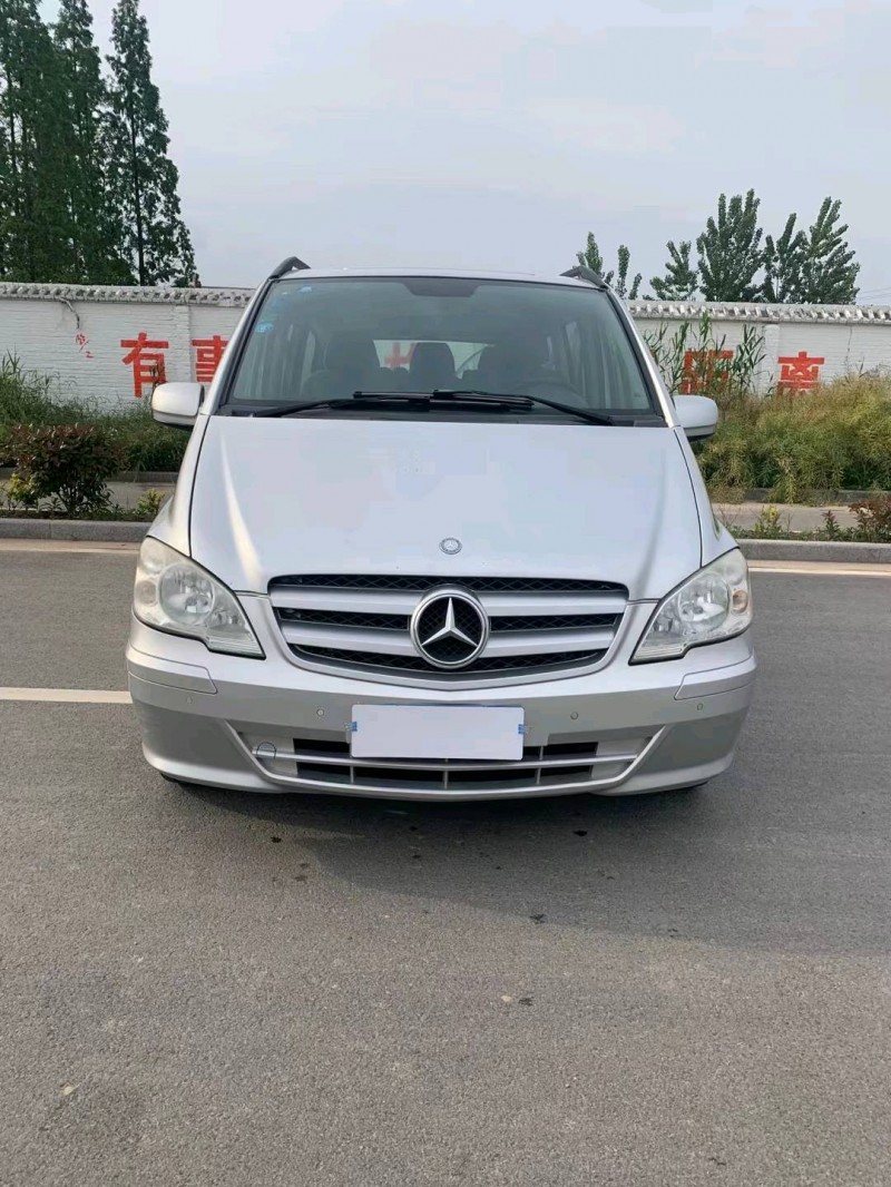 徐州12年奔驰威霆1