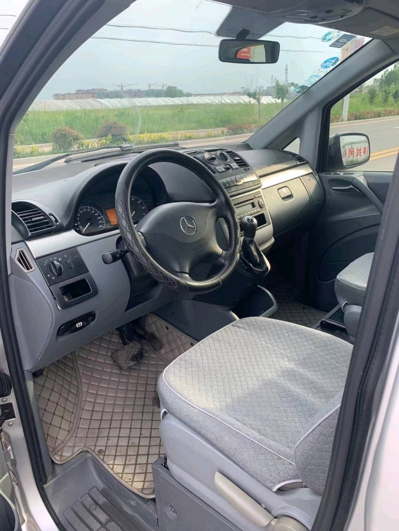 徐州12年奔驰威霆7