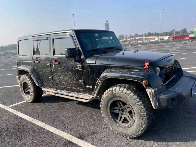 晉城17年Jeep牧馬人3