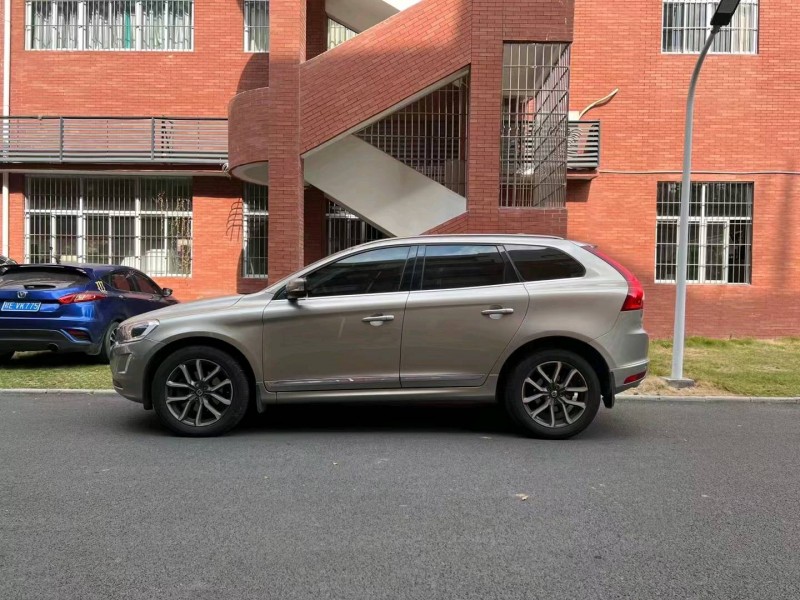 中山16年沃爾沃XC603