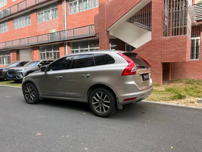 中山16年沃爾沃XC604
