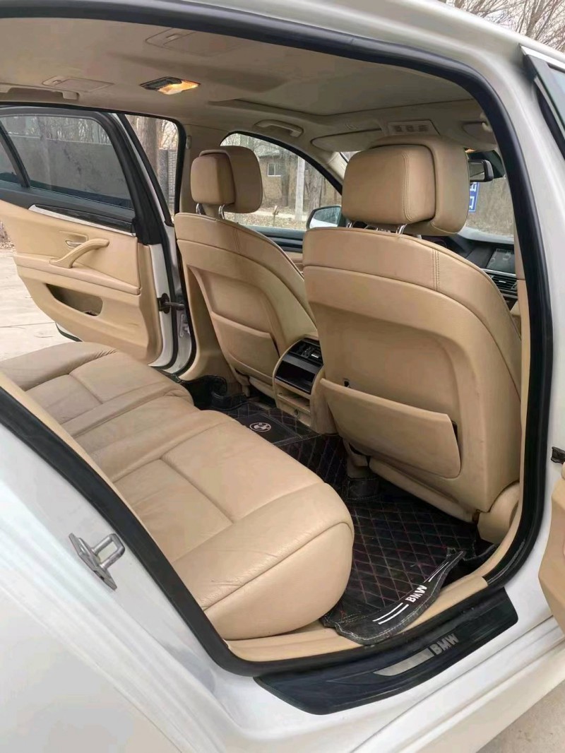 北京12年宝马5系6