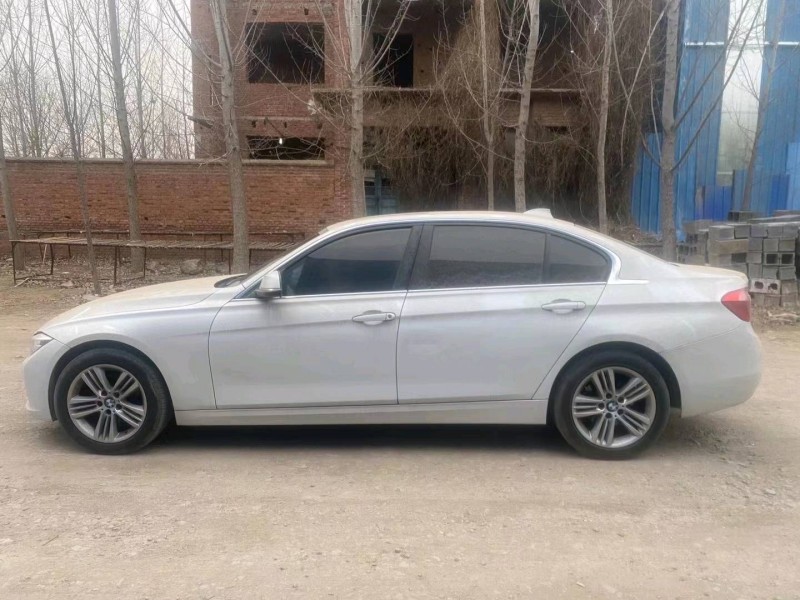 北京16年宝马3系5