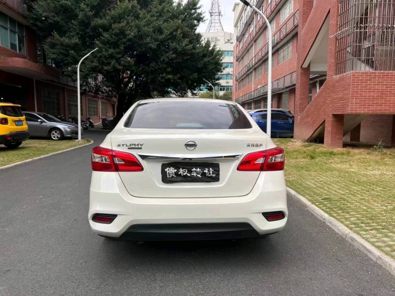 中山21年日產軒逸5