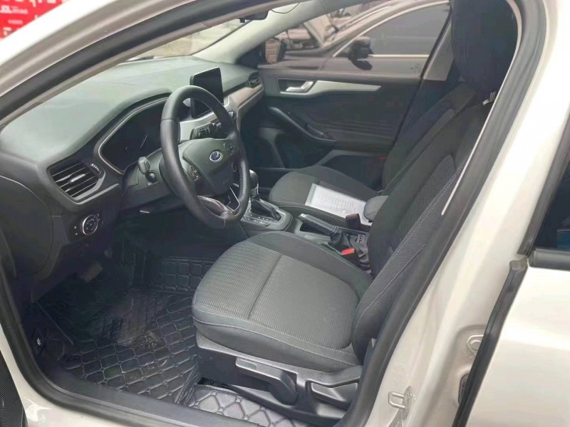 徐州20年福特福克斯4