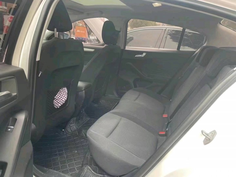 徐州20年福特福克斯6