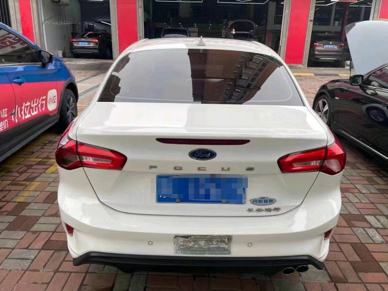 徐州20年福特福克斯7