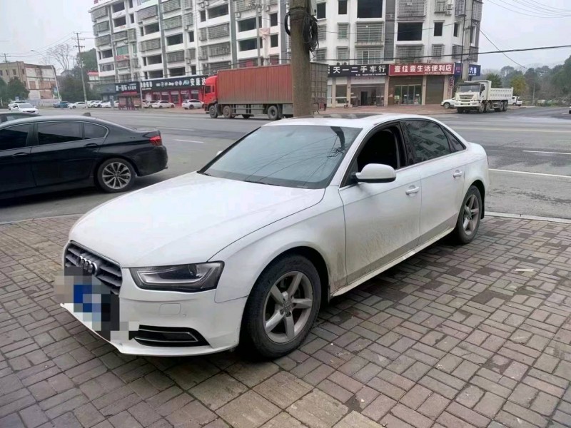 北京14年奧迪A4L3