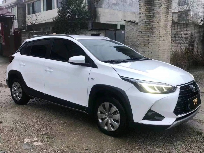 貴陽21年豐田YARiS L 致炫7
