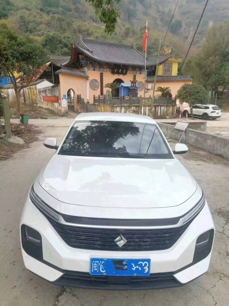 臺州21年寶駿RC51