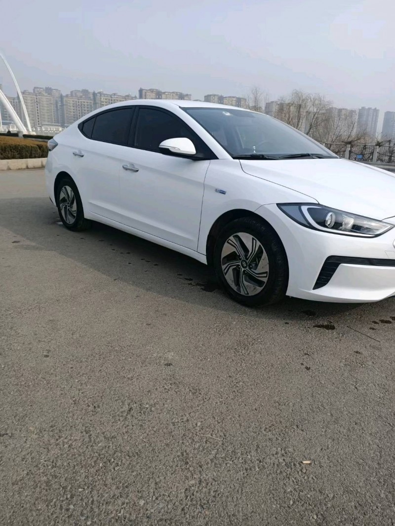 聊城20年現代領動3