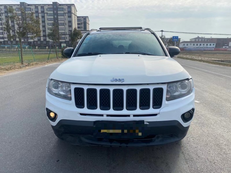徐州13年Jeep指南者8