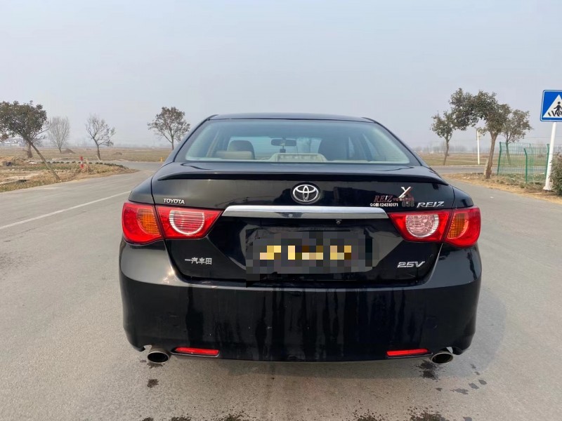 徐州11年丰田锐志9