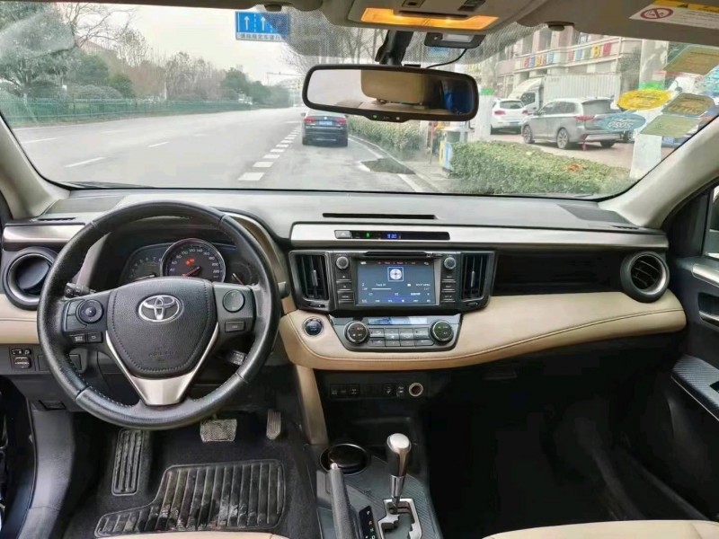 巢湖15年豐田RAV4榮放4
