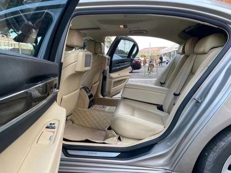 泰州11年宝马7系6