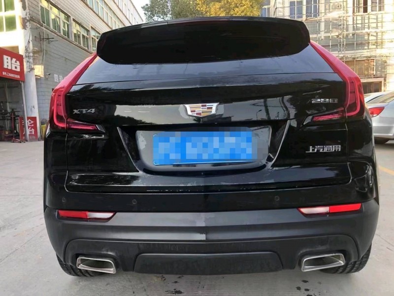 上海20年凱迪拉克XT47