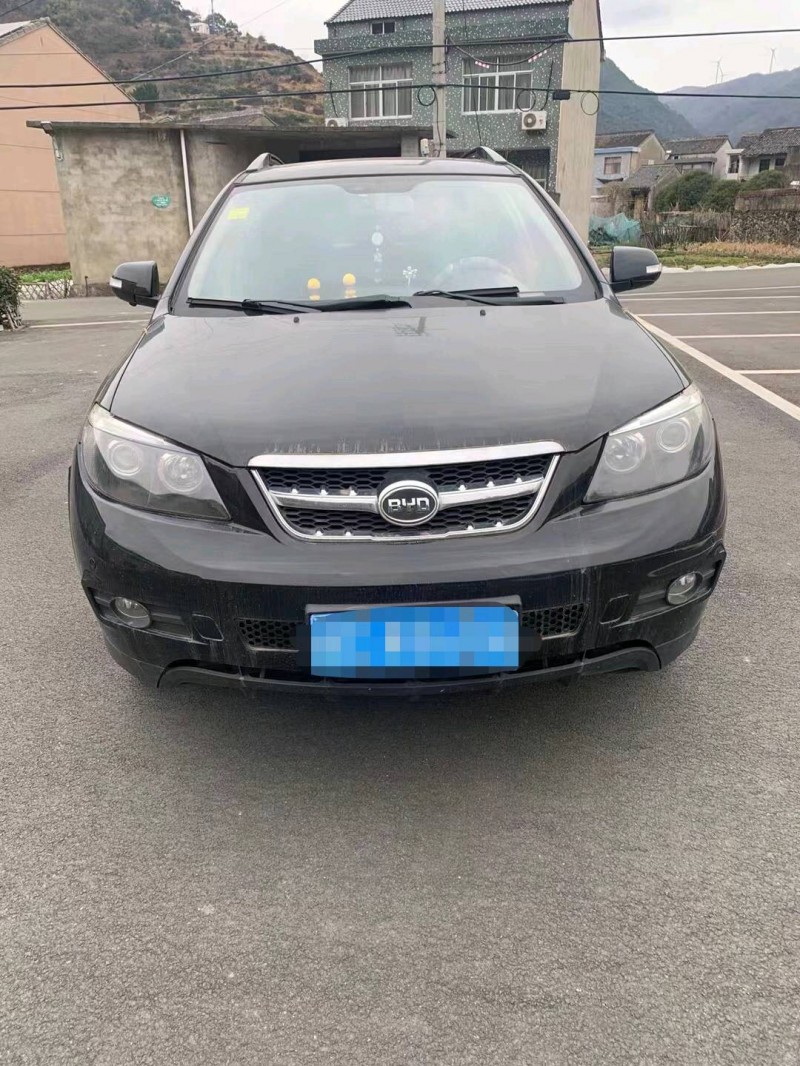 北京14年比亚迪S61