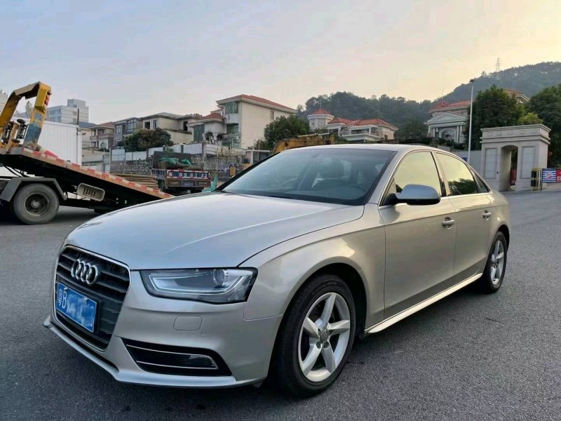 深圳14年奧迪A4L2
