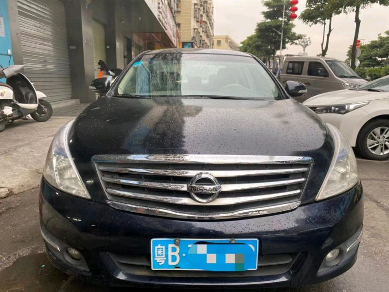 深圳10年日產天籟1