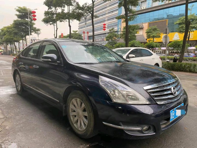 深圳10年日產天籟2