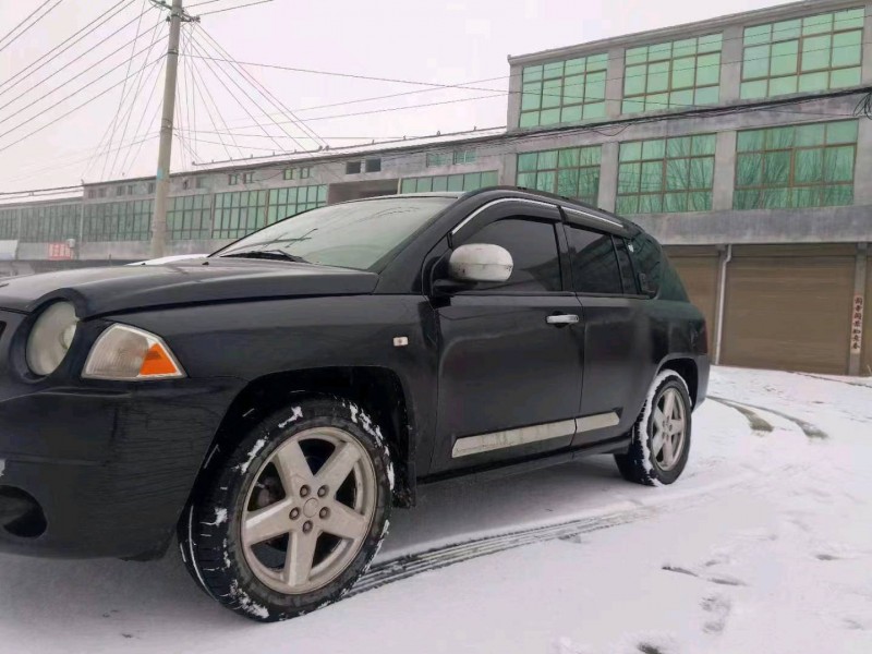 泰州11年Jeep指南者3