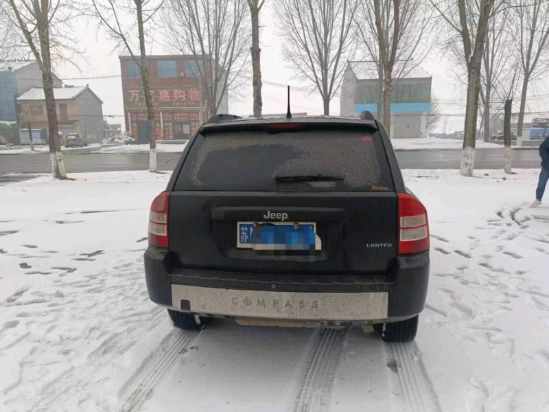泰州11年Jeep指南者8